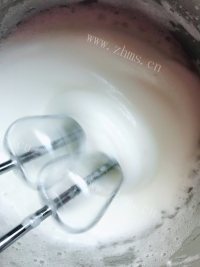 快手巧克力棒棒糖蛋糕做法图解6)