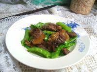 家常菜牛肉炒荷兰豆