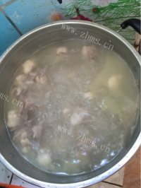 美味的香辣啤酒鸭做法图解5)