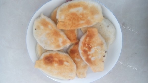 五味俱全的韭菜鸡蛋锅贴