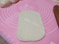 毛毛虫面包做法图解8)