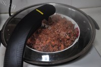 鲜香十足的陕西笼笼肉夹馍做法图解6)