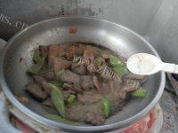 「自制」青椒炒猪肝