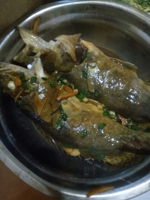 色香味俱全的清蒸鲑鱼