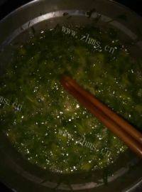 家常菜茴香炒鸡蛋做法图解3)