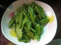 香菇炒荷兰豆自制做法图解3)
