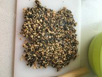 自制花生芝麻糖做法图解6)