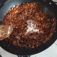 香辣美味麻辣拌饭粒做法图解6)