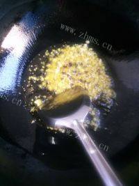 家常菜蒜泥菠菜做法图解3)