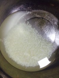美味奶香香蕉粥做法图解1)