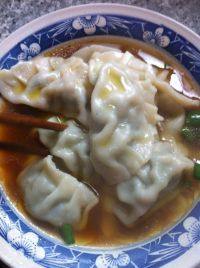 口感饱满的荠菜水饺