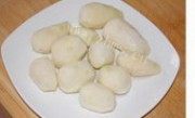 口感极佳的梅干菜芋艿烧做法图解2)