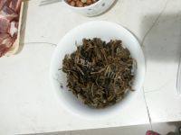 家常菜梅干菜蒸排骨做法图解2)