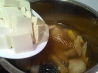 美味的加料青柠鸡翅汤做法图解15)