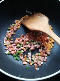 好吃的蛋包饭做法图解3)