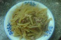 让人怀念的土豆丝炒肉