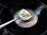 健康美食海带烧肉做法图解6)
