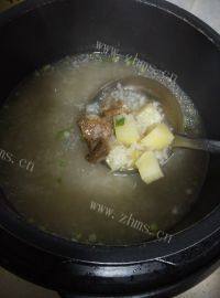 美味早餐排骨粥