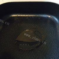 美味的紫苏焗排骨做法图解4)