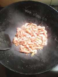 自制辣椒炒虾做法图解3)