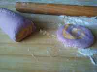 南瓜紫薯花式馒头的做法图解八