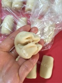 自制枣泥菊花酥做法图解9)