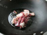 颜值高的猪肉炖豆角做法图解2)