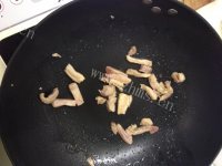 DIY芹菜炒肉做法图解3)