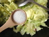 诱人的手撕包菜做法图解8)