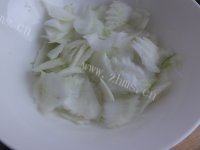迷人的黑白菜做法图解4)