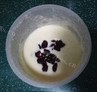 爽口的蔓越莓冰淇淋做法图解11)