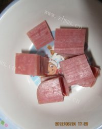 诱人的金枪鱼披萨做法图解5)