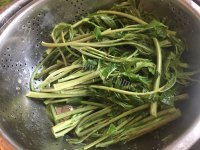 美味的炸香椿鱼做法图解3)