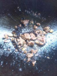 家庭版橄榄菜炒豆丁做法图解8)