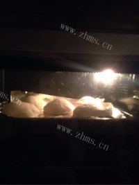 自制蔓越莓面包做法图解17)