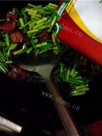 #爱美食#蒜薹炒腊肉做法图解7)