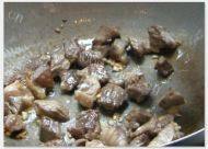 营养的咖喱土豆牛肉做法图解8)
