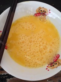 家常菜辣椒炒鸡蛋做法图解1)