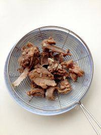营养美食之羊肉抓饭做法图解4)