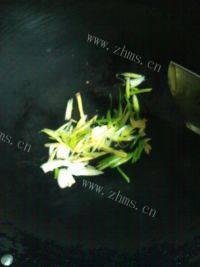 让人怀念的清蒸黄花鱼做法图解5)