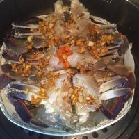 垂涎欲滴的蒸螃蟹做法图解7)