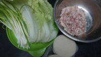 自制猪肉白菜饺子做法图解1)