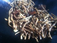 好吃的干豆角烧肉做法图解5)