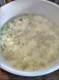 美味撒汤/鸡蛋汤做法图解6)