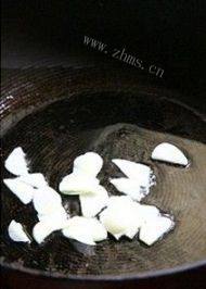 炒红薯叶做法图解2)