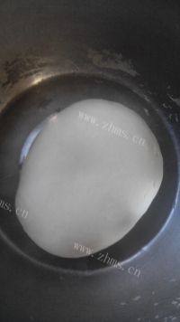 自己做的韭菜虾仁水饺做法图解2)