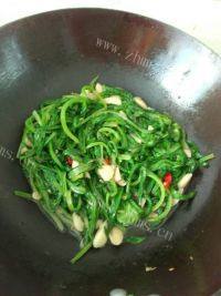 口感好的蒜蓉油麦菜做法图解5)