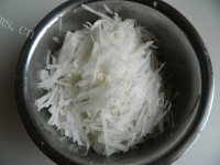 好吃的萝卜猪肉黑米包做法图解4)