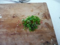 美味的蒜蓉粉丝金针菇做法图解10)