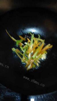 家常菜酸辣白菜丝做法图解3)